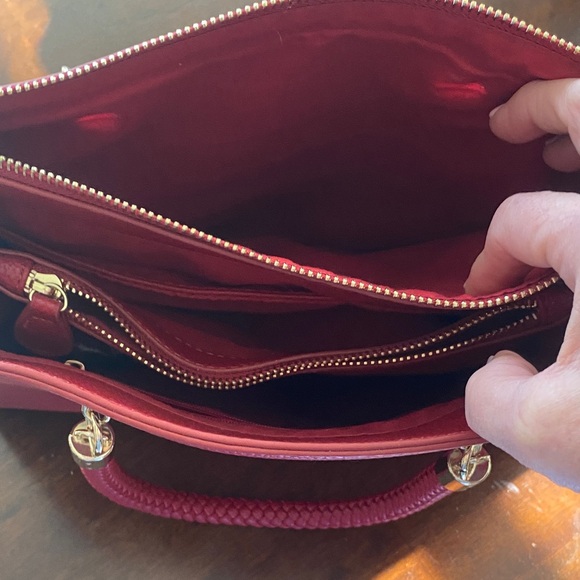 Women’s Red Leather Tote Handbag - Picture 9 of 9